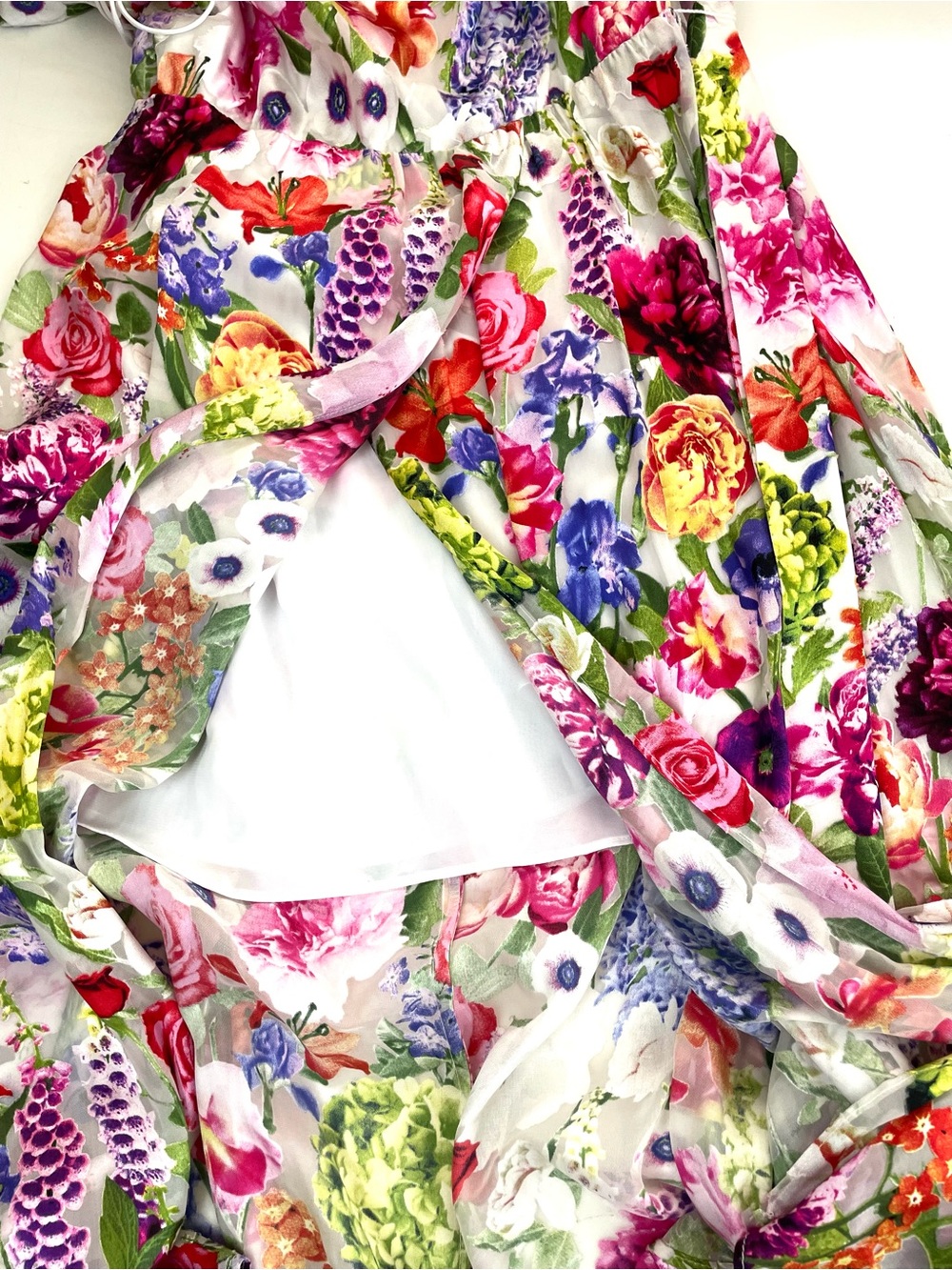 Alice + Olivia White Floral Midi Slip Dress with Multicolor Bouquet - Picture 10 of 13